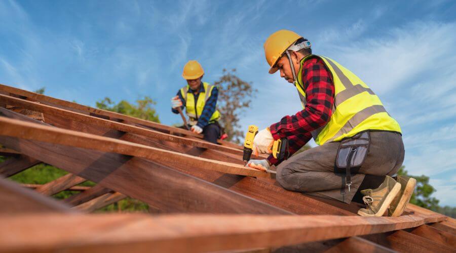 Professional Flat Roofing Installation services in Springport, MI